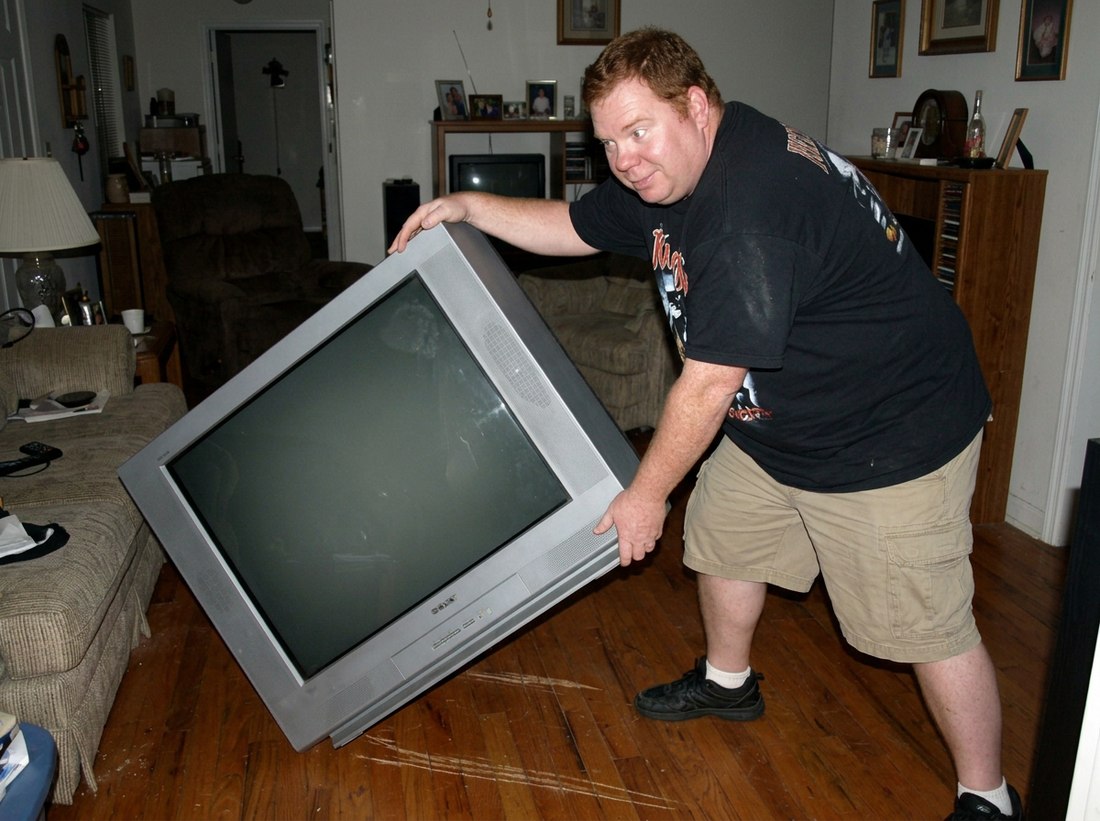 AI-reconstructed scene from this post, featuring Ed, 2006
