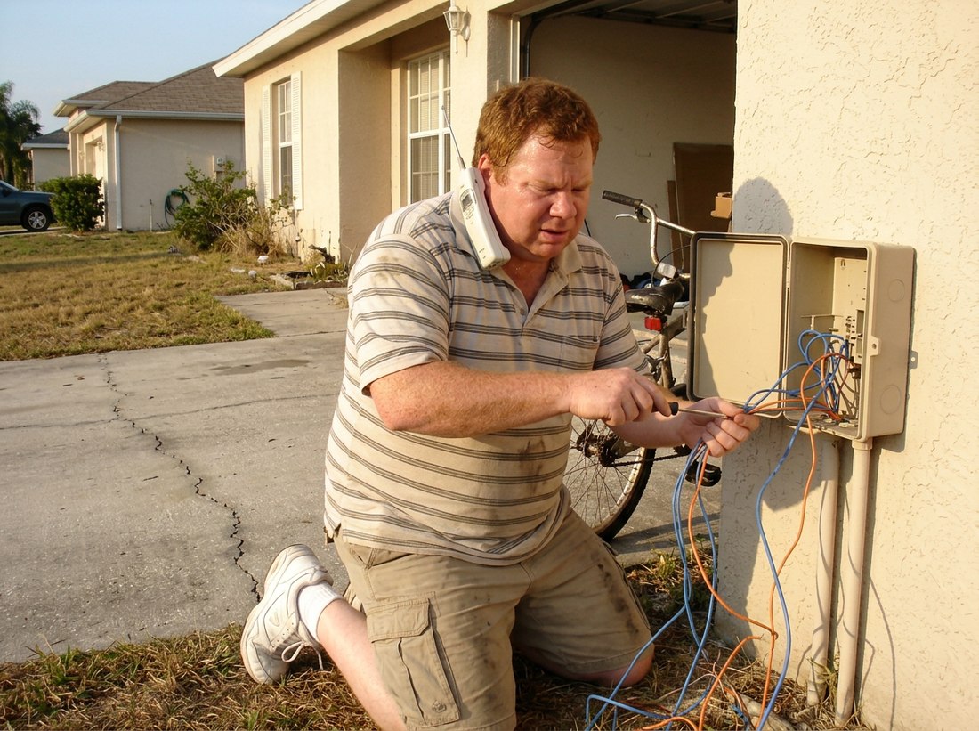 AI-reconstructed scene from this post, featuring Ed, 2007