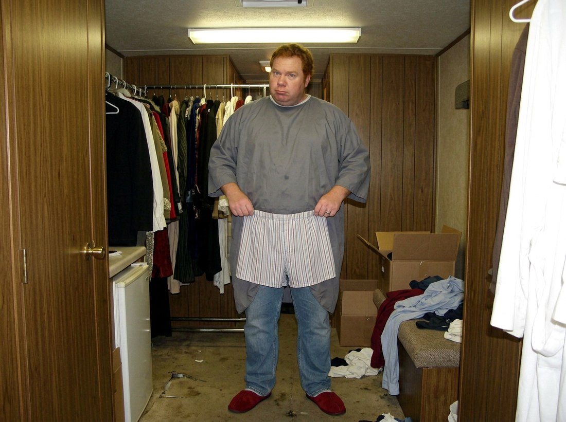 AI-reconstructed scene from this post, featuring Ed, 2006